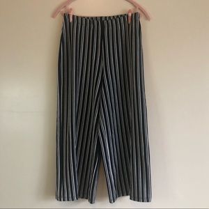 Knit cropped wide leg pants